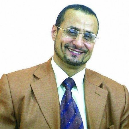 طبيب يمني محتجز حجز تعسفي في مطار اسطنبول يناشد السفارة اليمنية بتركيا التدخل