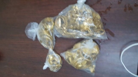 شرطه كريتر تستعيد اثنين كيلو من الذهب وتقبض على العصابة في اقل من ساعتين