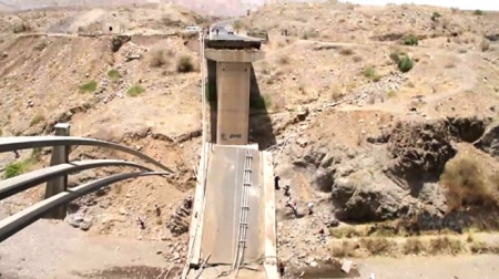 جسر عقان بلحج.. أعاق حركة الحوثي في الحرب وجرّع المواطنين المُر بالسلم (تقرير)