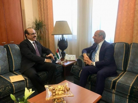 عاجل.. وزارة الخارجية الأردنية تستدعي السفيراليمني في الاردن على خلفية معركة الخناجر