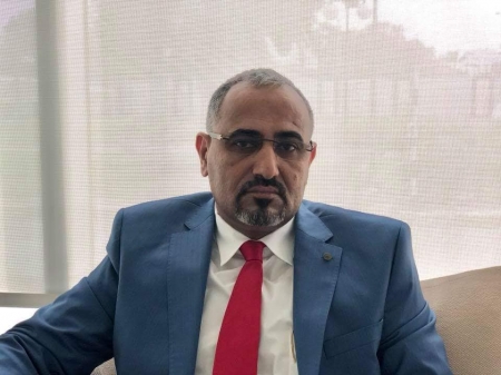 اللواء عيدروس الزبيدي في مقابلة تلفزيونية : مخرجات الحوار سقطت باندلاع الحرب