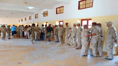 مالية مأرب تسقط 365 ضابطا وجنديا جنوبيا من كشوفات الراتب