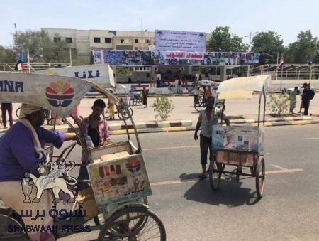 بالصور مليونية الشرعية بساحة العروض .. حضر &lsquo;&lsquo;نانا&lsquo;&lsquo; وغابت الجماهير