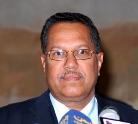 آخر أربع ساعات في رئاسة &lsquo;&lsquo;بن دغر&lsquo;&lsquo; للحكومة قبل الصدمة