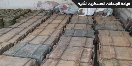 تابع لعناصر الإرهاب : العثور على مخبأ يحوي على ألغام مضادة للدروع ومتفجرات شديدة الانفجار بمدينة الشحر شرقي المكلا
