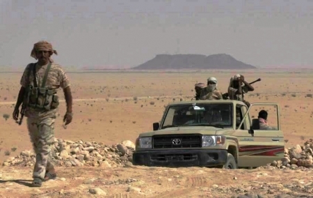إنسحاب قوات علي محسن الأحمر من معسكر الجبل في مديرية جردان شرق شبوه