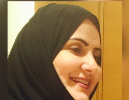 سارة اليافعي تطالب منتسبي ‘‘الانتقالي الجنوبي‘‘ بالاستقالة من الاحزاب اليمنية