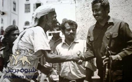 هادي ينفق ملايين الدولارات على صحته وزوجة الرئيس الشهيد ‘‘سالمين‘‘ تعود من القاهرة بلا علاج